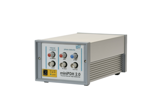 発振器内蔵型位相検出器 miniPDH | 取扱製品 | 株式会社ルクスレイ